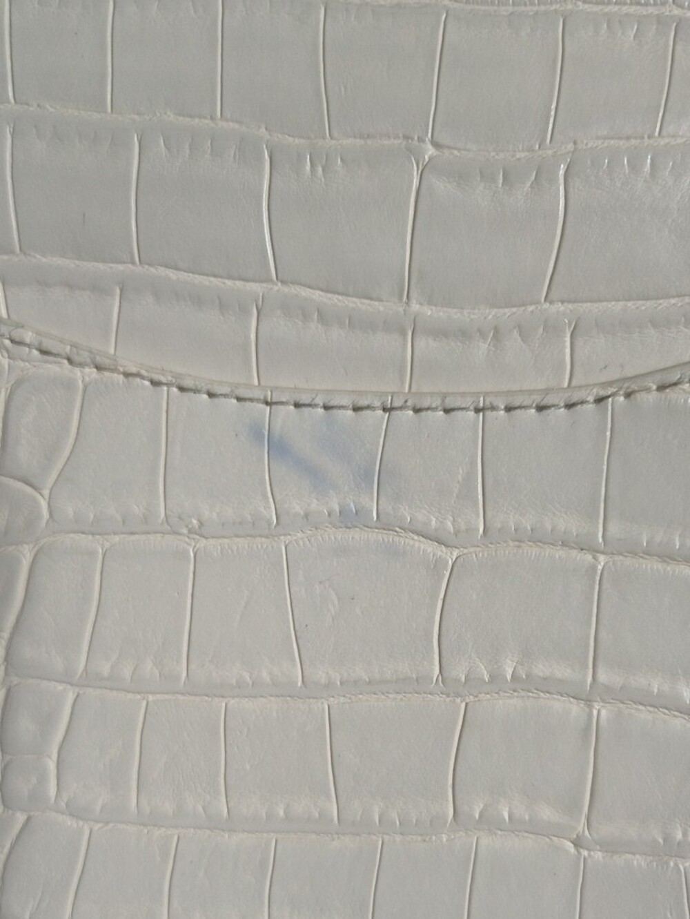 White Croc-Embossed Saddle Crossbody Bag - Picture 4 of 4